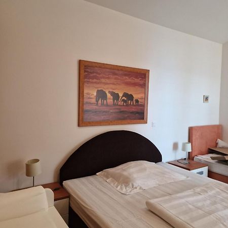 Blue Seagull - Seafront Holiday Home Novi Vinodolski Exterior foto